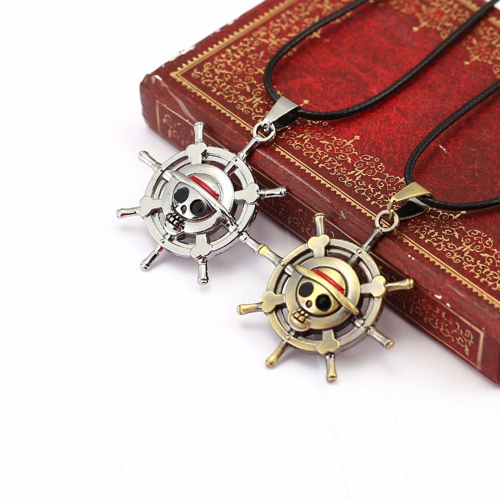 One Piece – Straw Hat Pirates Emblem Necklaces (2 Designs) Pendants & Necklaces