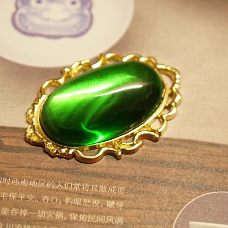Violet Evergarden – Green Diamond Pendant Necklace Pendants & Necklaces