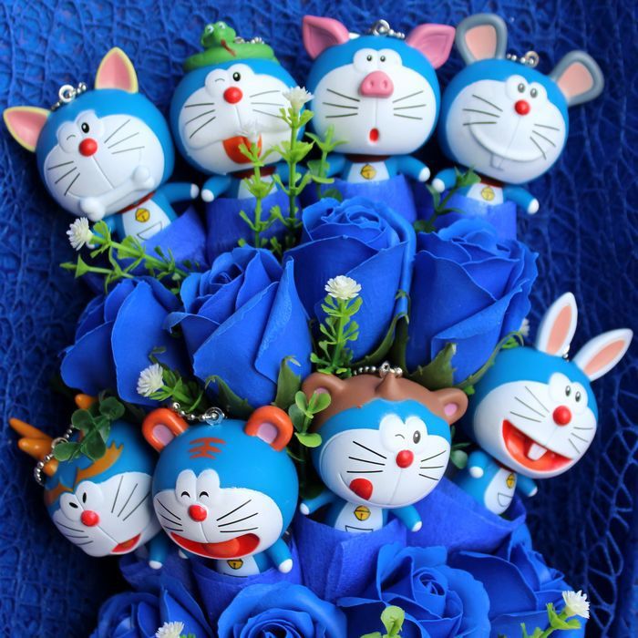 Doraemon – 5 Styles Figures Bouquet (Blue and Pink) Action & Toy Figures
