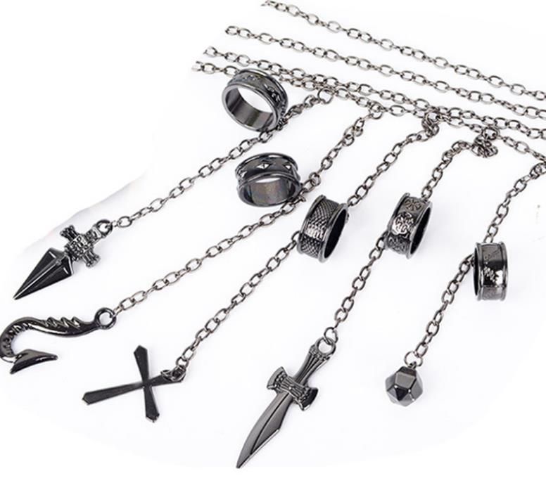Hunter X Hunter – Kurapika Metal Chain with rings and figures (All fingers) Cosplay & Accessories