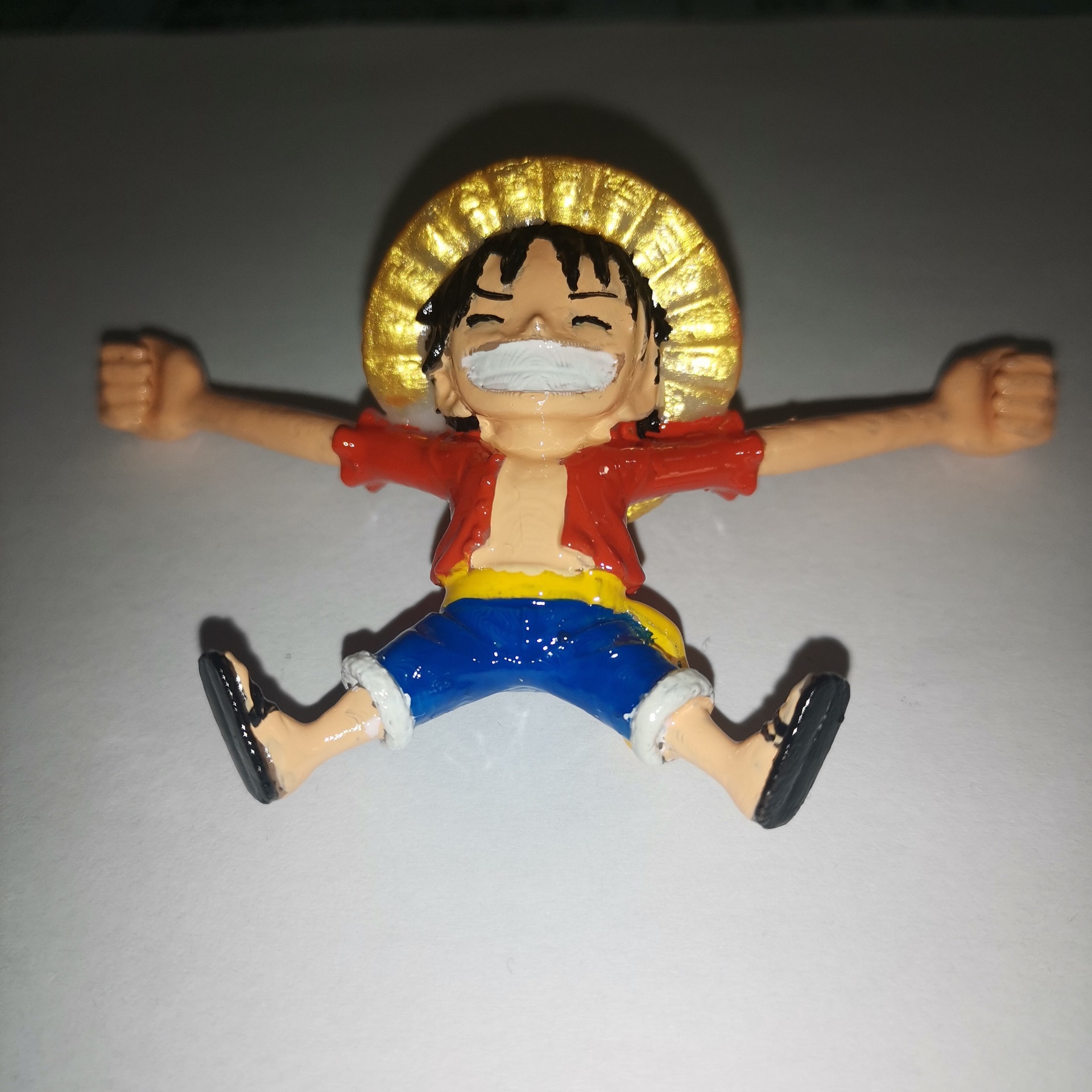 One Piece – Luffy action figure for holding a mask (Box/No Box) Action & Toy Figures