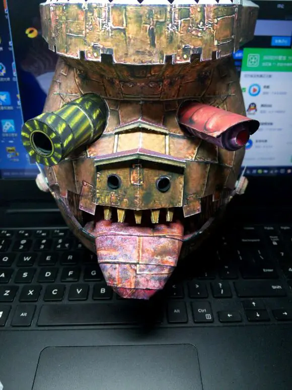 Howl’s Moving Castle – Tall Castle Model for puzzle/assembly Action & Toy Figures