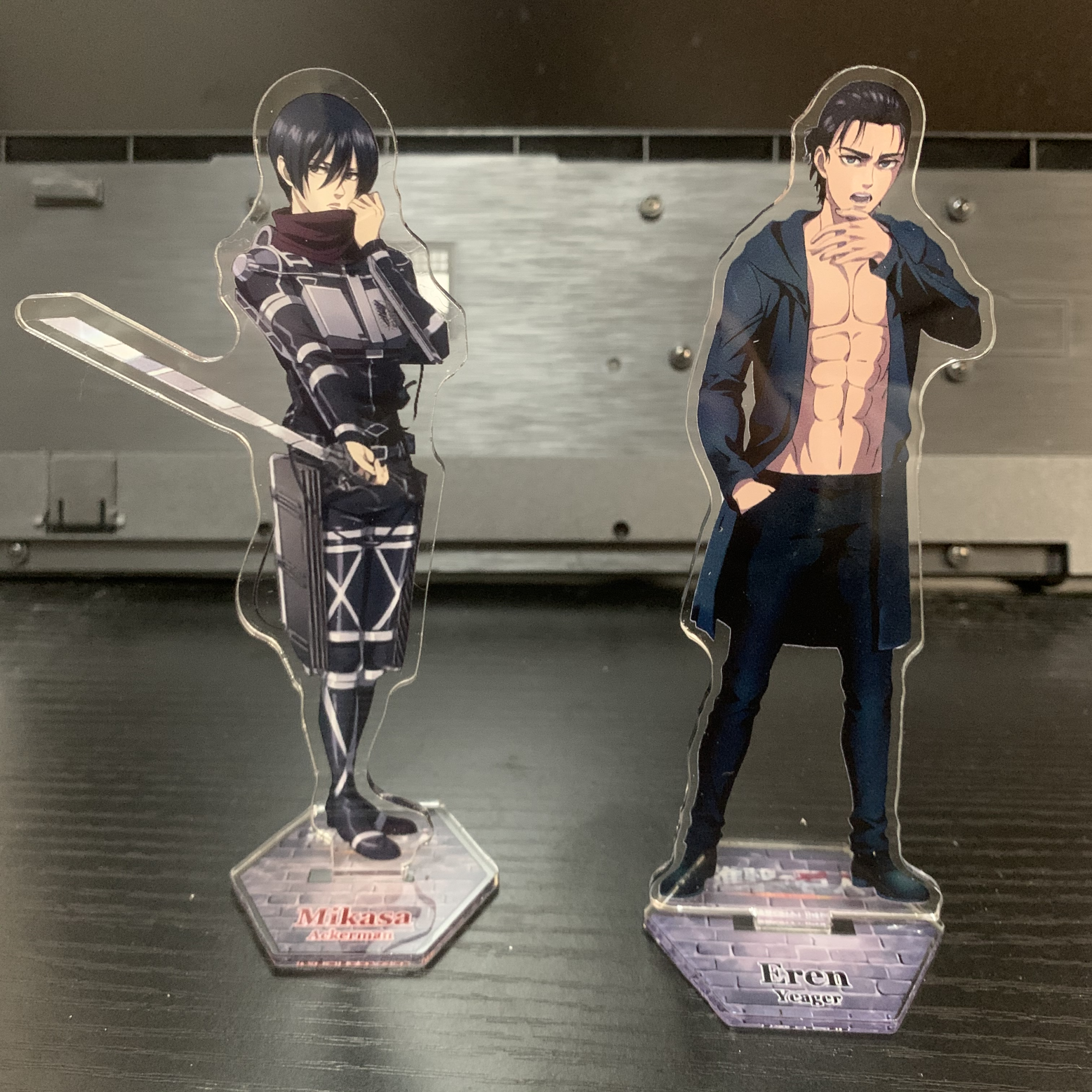 Attack on Titan – Eren, Mikasa, & Levi Themed Badass Acrylic Stand Figures (3 Designs) Action & Toy Figures