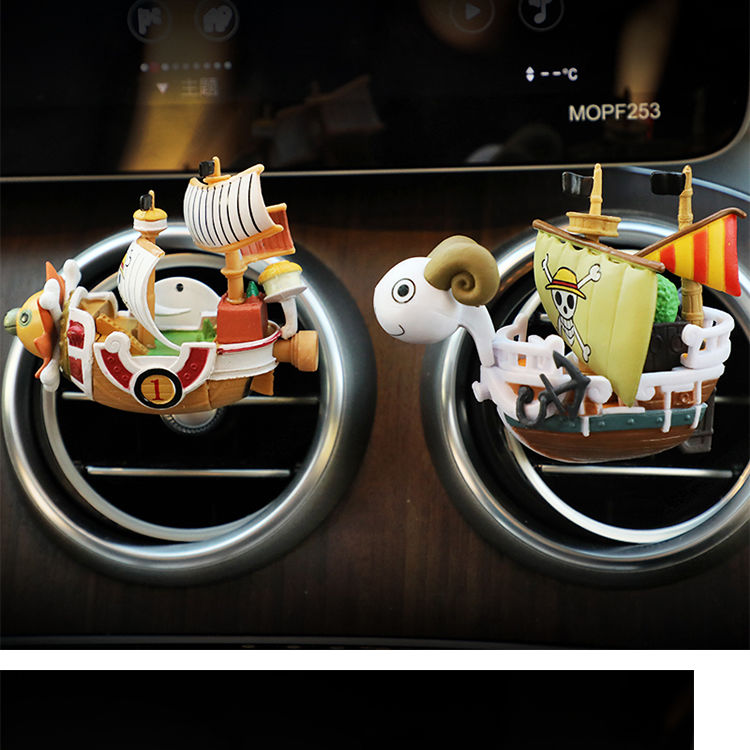 One Piece – Luffy and Pirate Ship Themed Cool Car Fragrance Clips (4 Designs) Car Decoration
